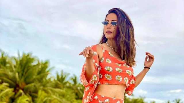 Hina Khan Actress ने अपनी कातिलाना अदाओं से प्रशंसकों का दिल लूट लिया