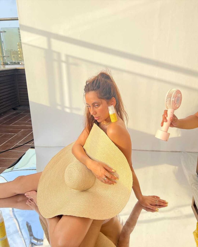 Anusha Dandekar Topless Photoshoot